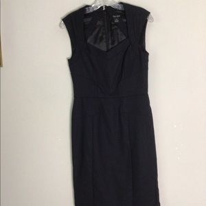 White House Black Market Black Sheath Dress 4 Sweetheart Neck Sleeveless Zip